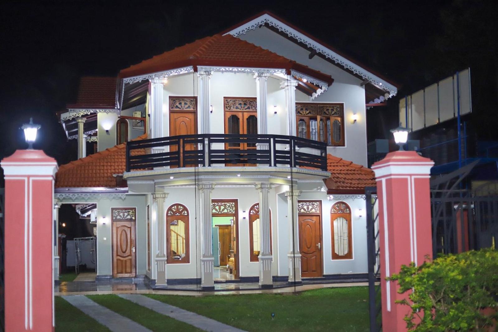 Shara Luxury Holiday Home Marawila Exterior photo